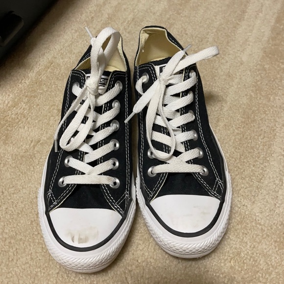 Converse - Picture 1 of 3